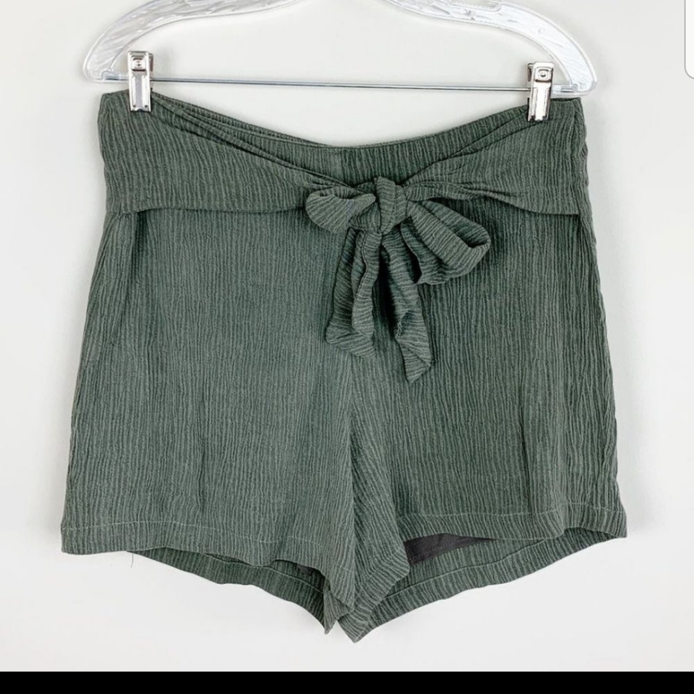 Harlowe & Graham | tie waist hi rise flowy shorts